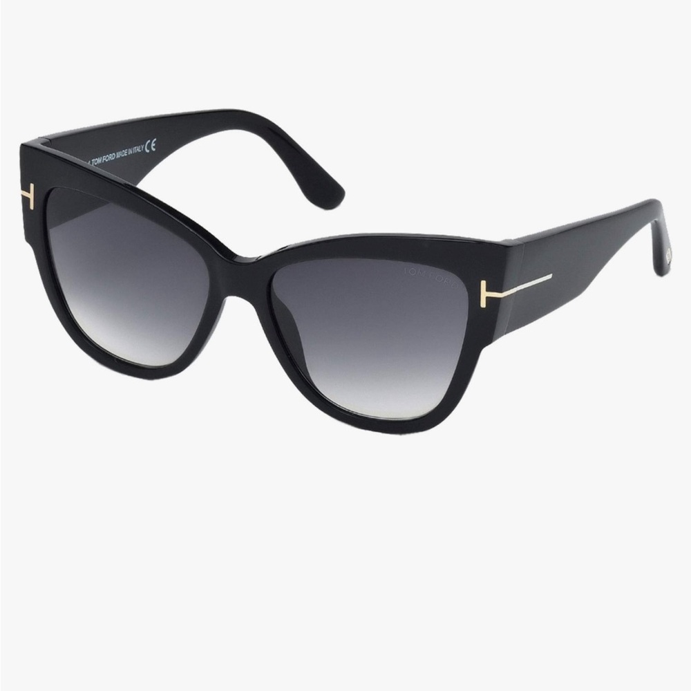 Tom ford sunglasses - Anoushka